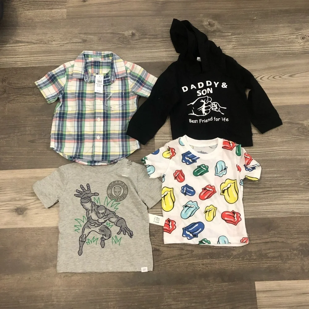 Gap Short Sleeve Shirt and Sweatshirt Bundle for Kids 18-24 mths